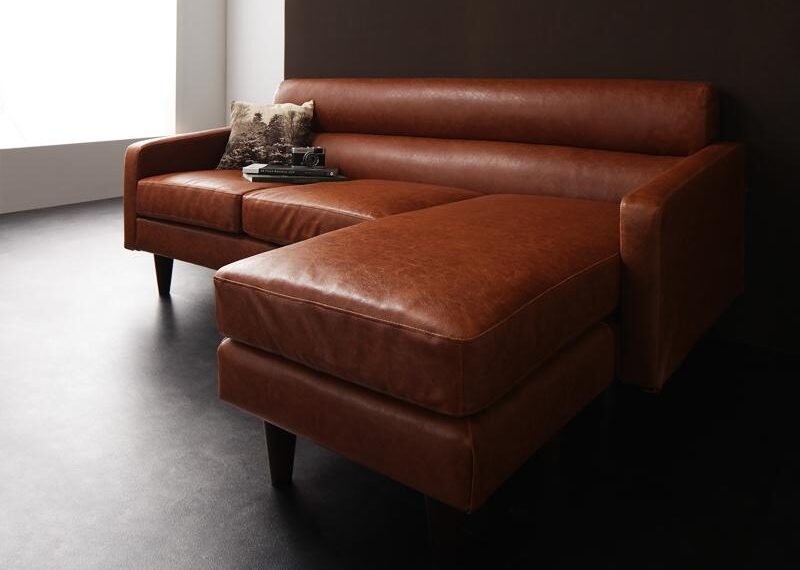 ブラウンのレザーソファーが旬！大人かわいいお洒落部屋インテリア