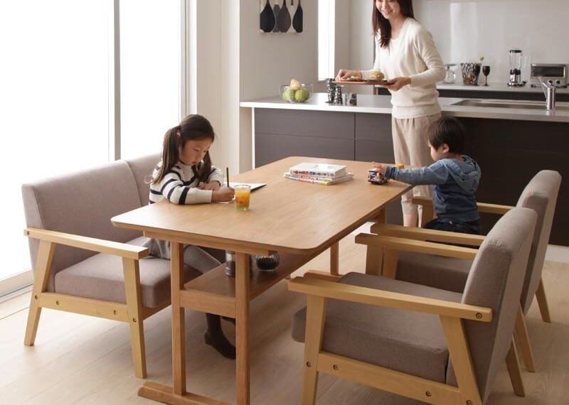 ソファが子供のリビング学習に最適な理由 おすすめ商品もチェック