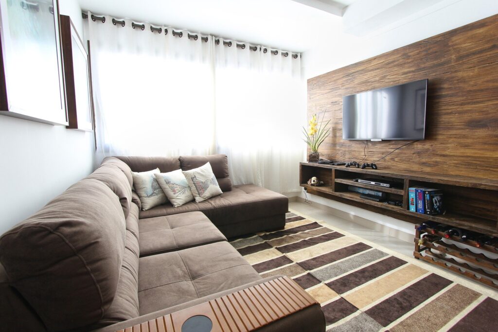 お部屋の広さ別 ソファとテレビのちょうどいい距離は