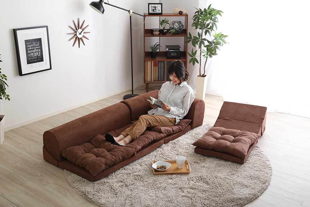 お部屋をあったかモードに♡ぬくもり素材のスエードソファを紹介♪