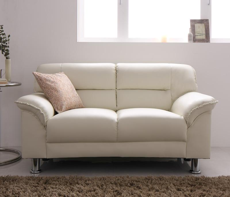 ストレスから開放 思いっきり寄りかかってもずれないソファの置き方