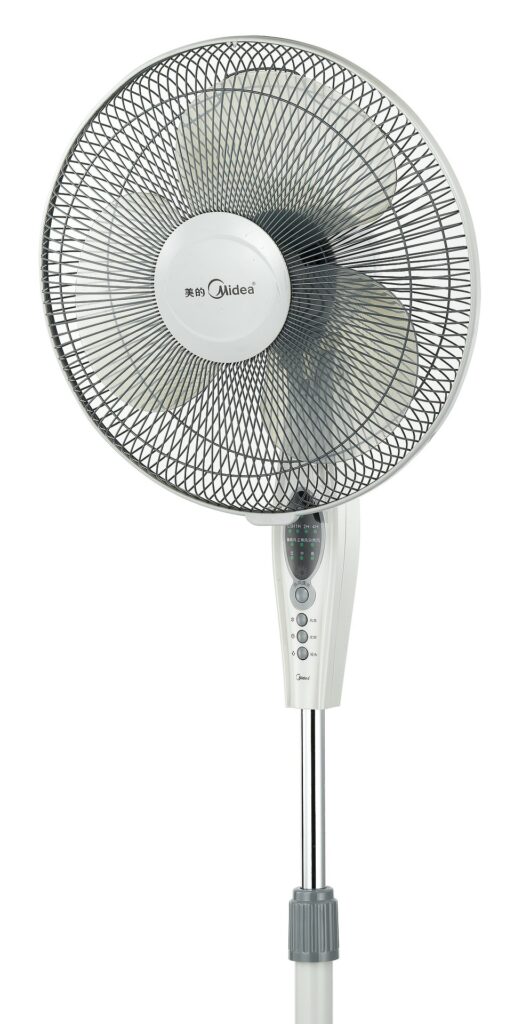 夏を乗り切る 効率良く涼しく過ごす方法とおすすめソファ5選