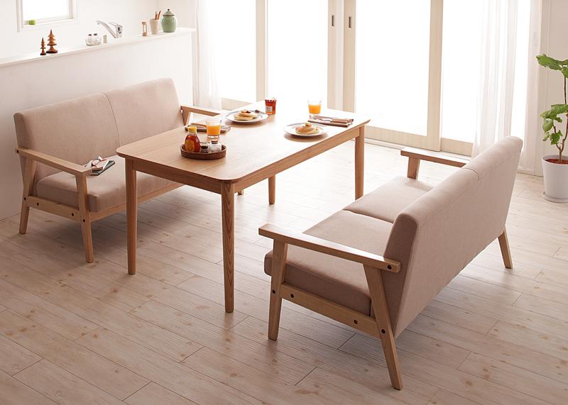 ナチュラルテイストにぴったりなソファは？部屋づくりのコツも解説