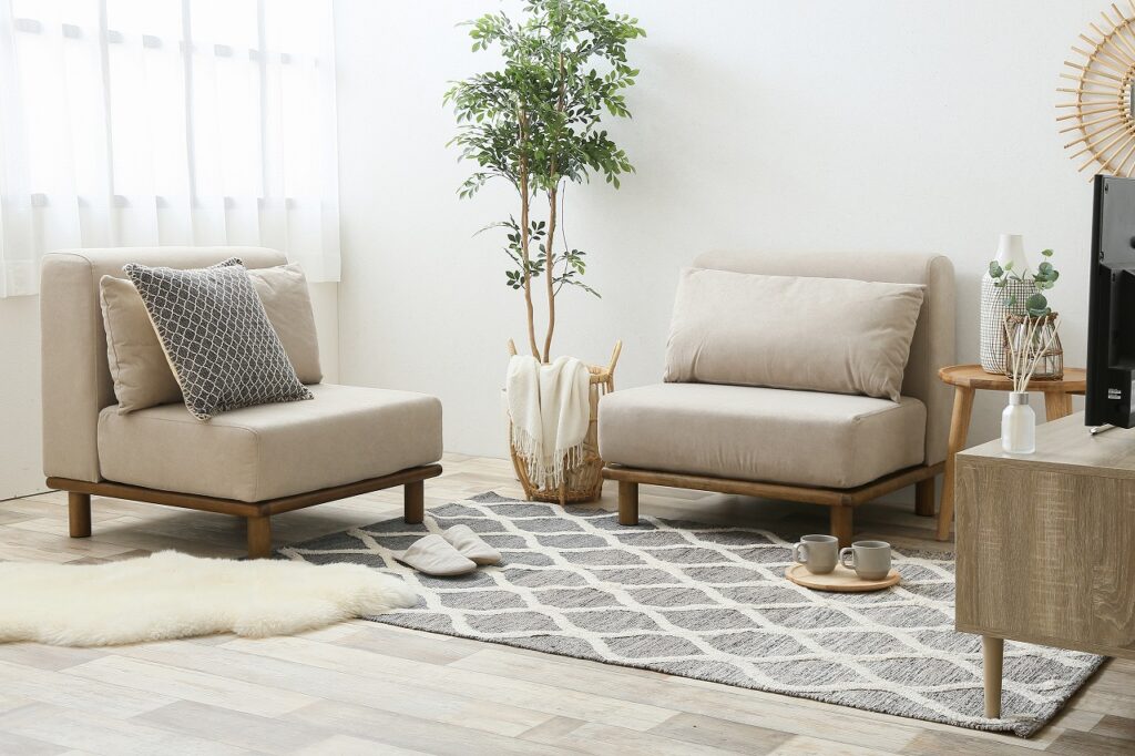 ナチュラルインテリアの定番【ベージュソファ】の魅力とおすすめ5選
