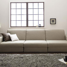 シンプルなデザインと機能性を兼ね備えた デザインソファベッド 幅270cm