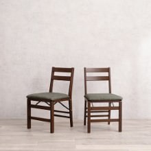 隙間に収納できる 折りたたみチェア 2脚セット (ダークブラウン/グレー)
